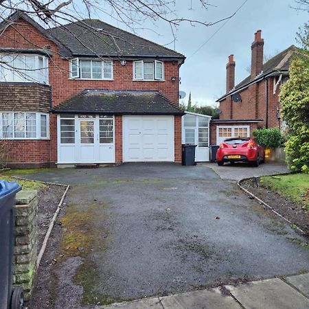 D Elmdon Homestay Shared 4 Bedrooms Birmingham Eksteriør billede