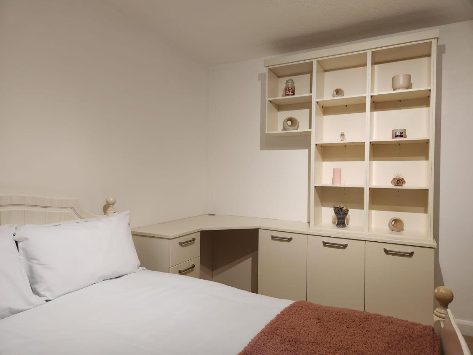 D Elmdon Homestay Shared 4 Bedrooms Birmingham Eksteriør billede