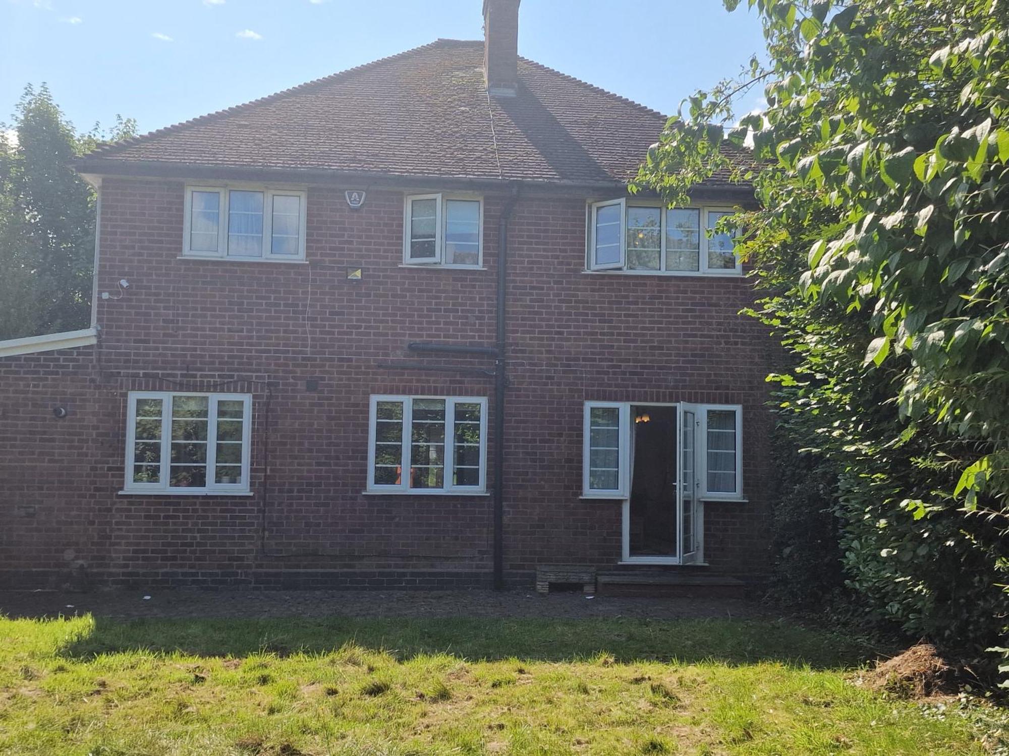 D Elmdon Homestay Shared 4 Bedrooms Birmingham Eksteriør billede