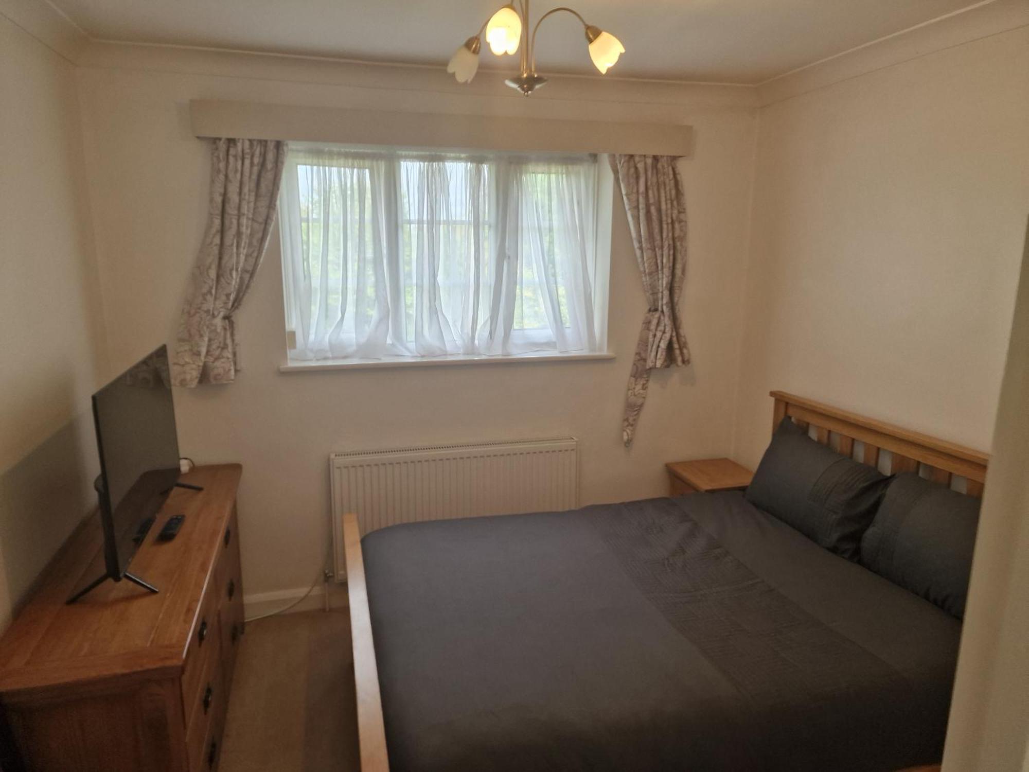 D Elmdon Homestay Shared 4 Bedrooms Birmingham Eksteriør billede